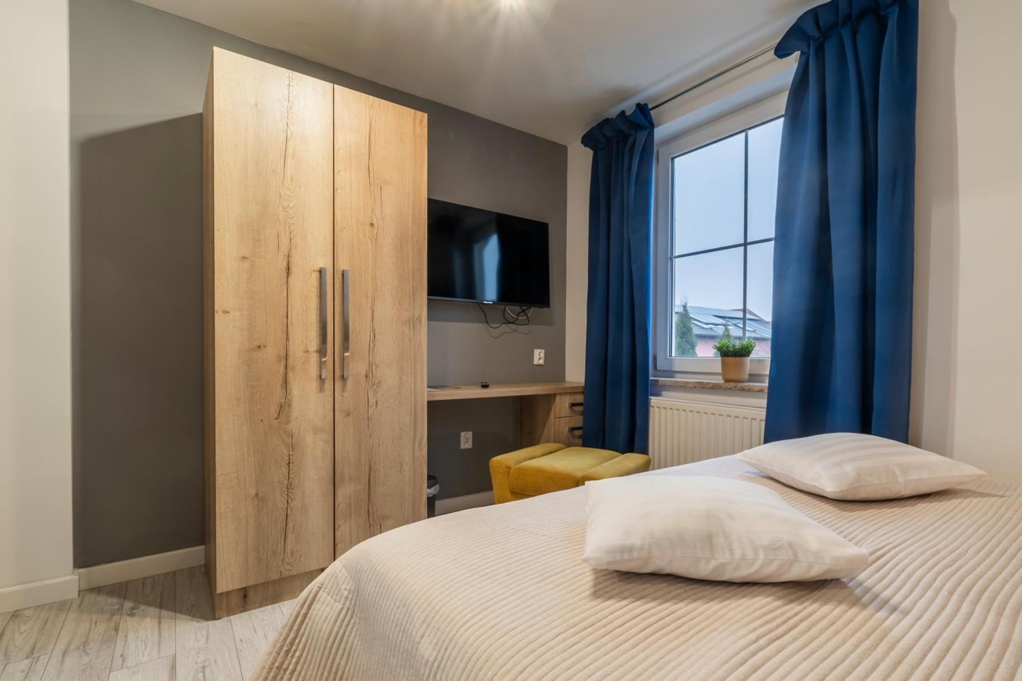 Jaskolka - Pokoje I Apartament Przy Plazy Opolznevoye Bagian luar foto