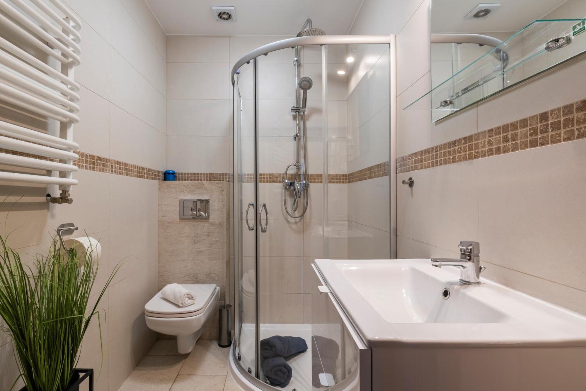 Jaskolka - Pokoje I Apartament Przy Plazy Opolznevoye Bagian luar foto