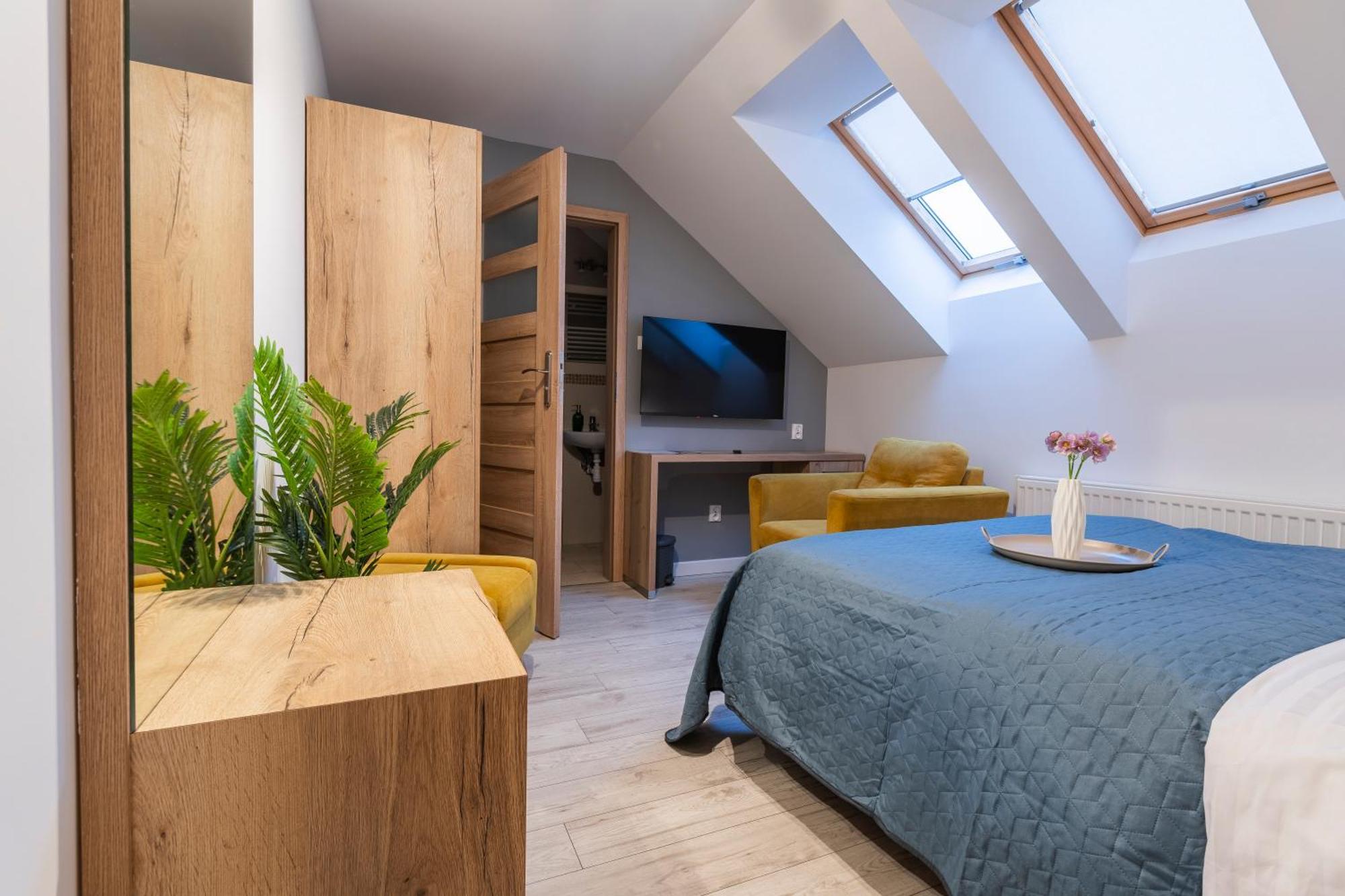 Jaskolka - Pokoje I Apartament Przy Plazy Opolznevoye Bagian luar foto