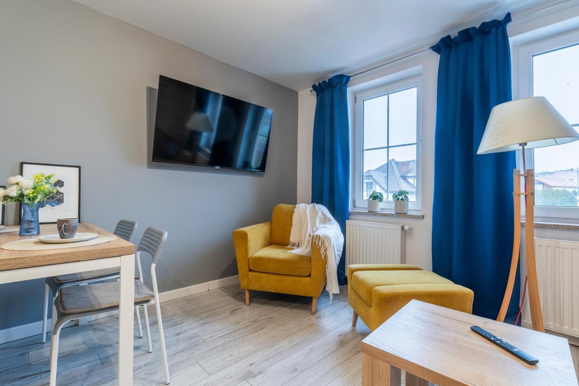 Jaskolka - Pokoje I Apartament Przy Plazy Opolznevoye Bagian luar foto