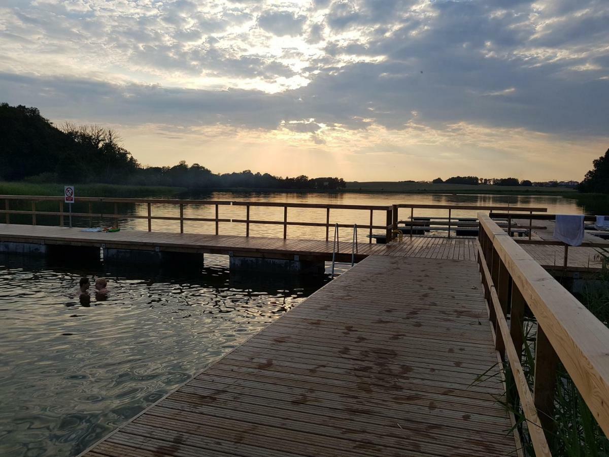 Jaskolka - Pokoje I Apartament Przy Plazy Opolznevoye Bagian luar foto