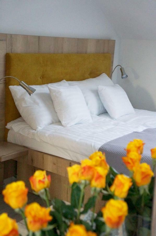 Jaskolka - Pokoje I Apartament Przy Plazy Opolznevoye Bagian luar foto